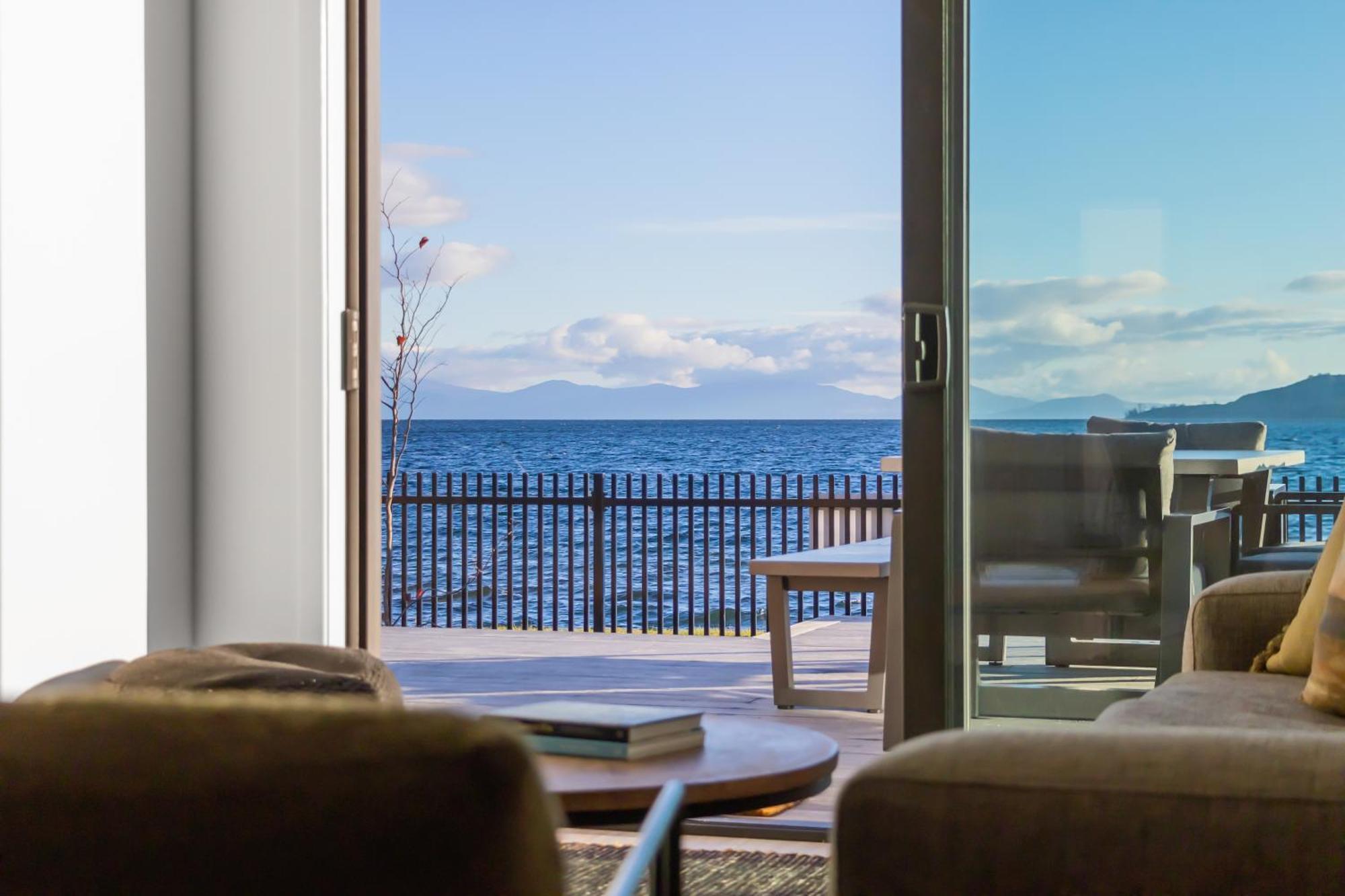 Absolute Lakefront House Taupo Exterior foto